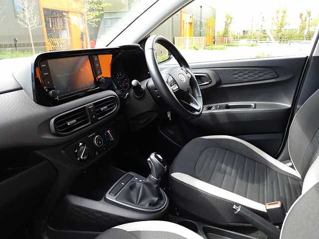 Hyundai i10 1.2 MPi SE Connect 5dr Auto