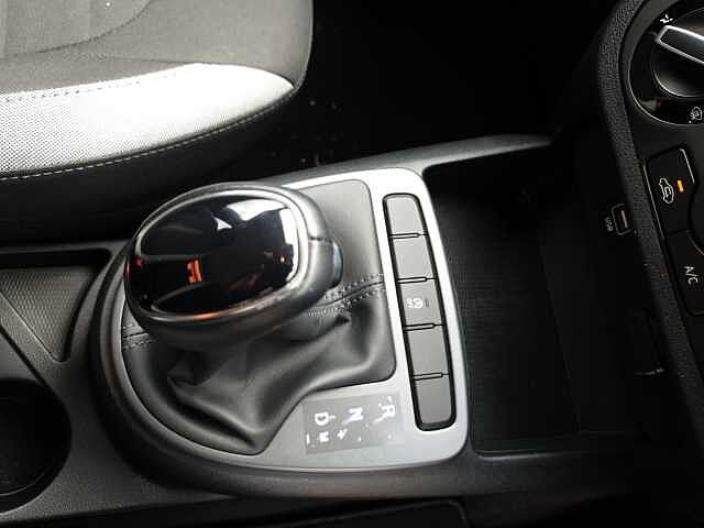 Hyundai i10 1.2 MPi SE Connect 5dr Auto