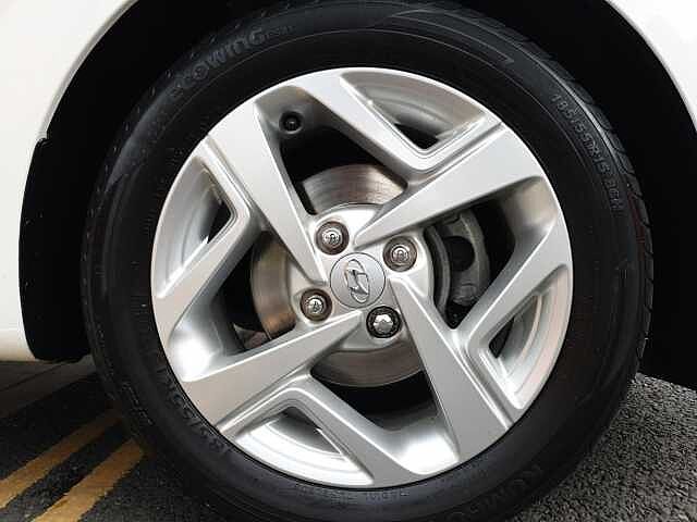 Hyundai i10 1.2 MPi SE Connect 5dr Auto