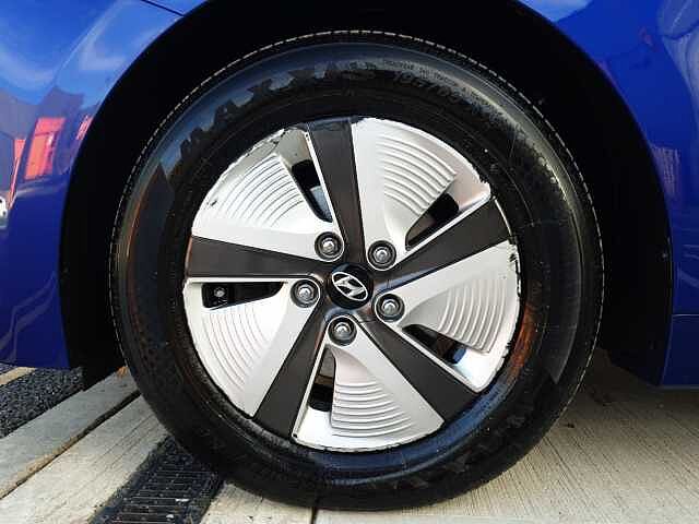 Hyundai IONIQ 1.6 GDi Hybrid Premium SE 5dr DCT