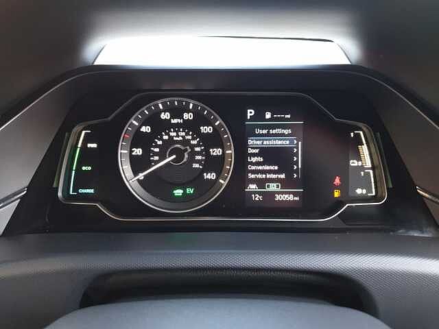 Hyundai IONIQ 1.6 GDi Hybrid Premium SE 5dr DCT