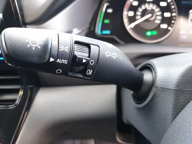 Hyundai IONIQ 1.6 GDi Hybrid Premium SE 5dr DCT