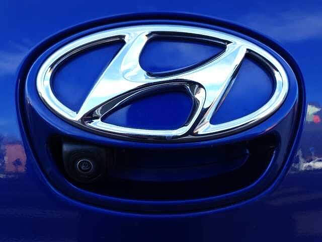 Hyundai IONIQ 1.6 GDi Hybrid Premium SE 5dr DCT