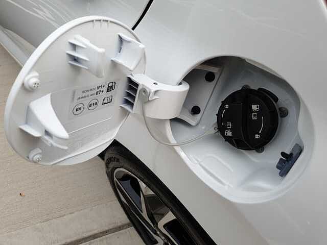 Hyundai i10 1.0 MPi Premium 5dr Auto