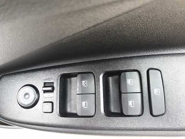 Hyundai i10 1.0 MPi Premium 5dr Auto