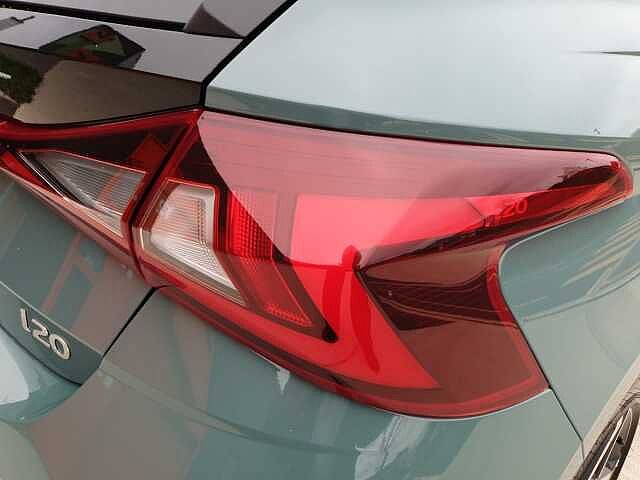 Hyundai i20 1.0T GDi Premium 5dr DCT