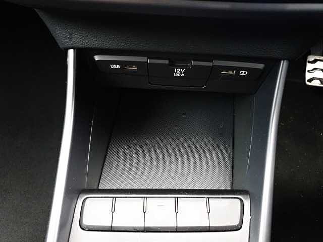 Hyundai BAYON 1.0 TGDi 48V MHEV SE Connect 5dr