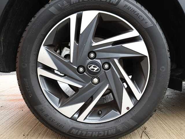 Hyundai BAYON 1.0 TGDi 48V MHEV SE Connect 5dr