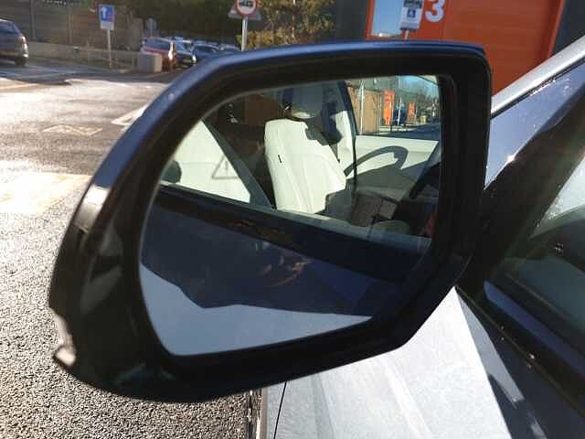 Hyundai IONIQ 5 160kW Ultimate 73 kWh 5dr + Tech Pack Blue