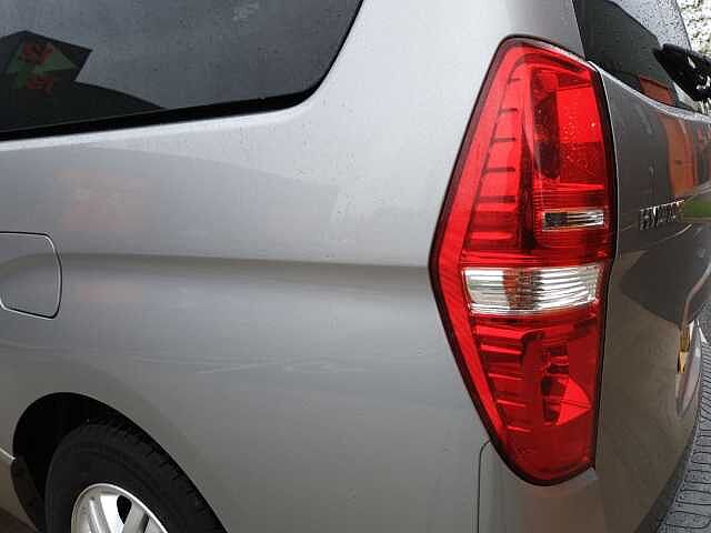 Hyundai i800 2.5 CRDi SE Nav 5dr