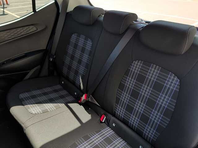 Hyundai i10 1.2 [79] Premium 5dr Auto [Nav]