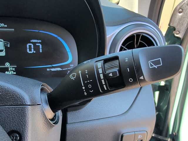Hyundai i10 1.2 [79] Premium 5dr Auto [Nav]