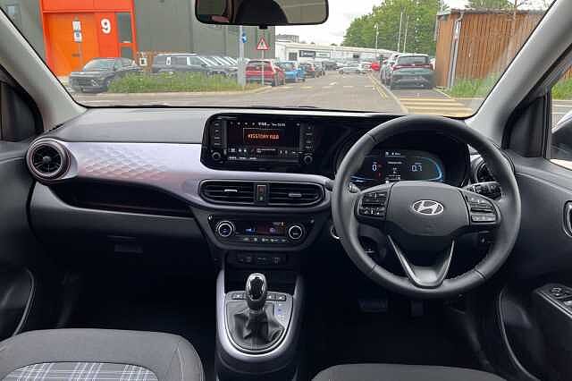 Hyundai i10 1.2 [79] Premium 5dr Auto [Nav]