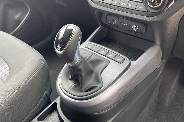 Hyundai i10 1.2 [79] Premium 5dr Auto [Nav]
