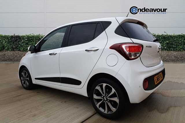 Hyundai i10 1.2 Premium SE 5dr Auto