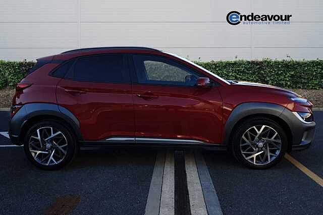 Hyundai KONA 1.6 GDi Hybrid Premium 5dr DCT Red
