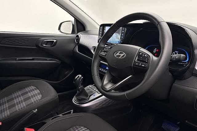 Hyundai i10 1.2 [79] Premium 5dr Auto [Nav]