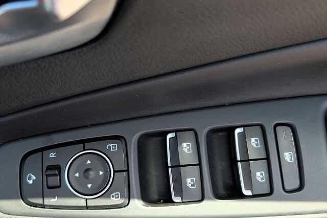 Hyundai SANTA FE 1.6 TGDi Hybrid Premium 5dr Auto