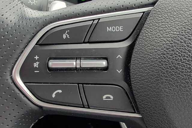 Hyundai SANTA FE 1.6 TGDi Hybrid Ultimate 5dr 4WD Auto