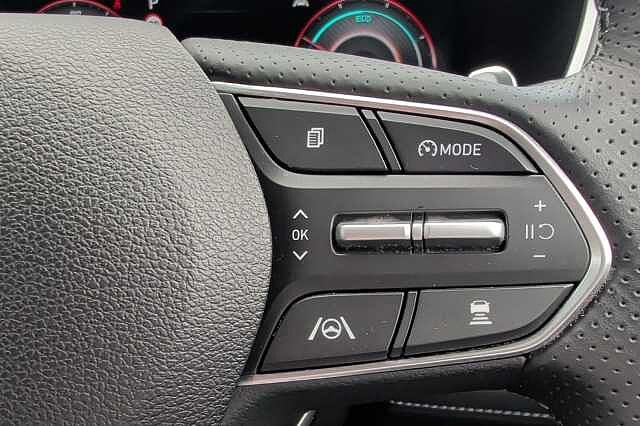 Hyundai SANTA FE 1.6 TGDi Hybrid Ultimate 5dr 4WD Auto