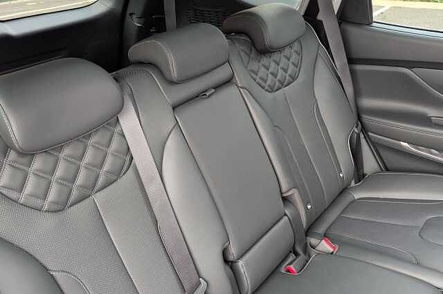 Hyundai SANTA FE 1.6 TGDi Hybrid Ultimate 5dr 4WD Auto