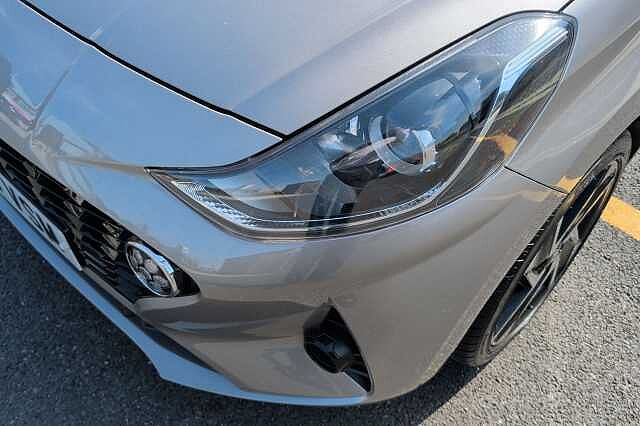 Hyundai I10 1.0 MPi Premium 5dr Brown