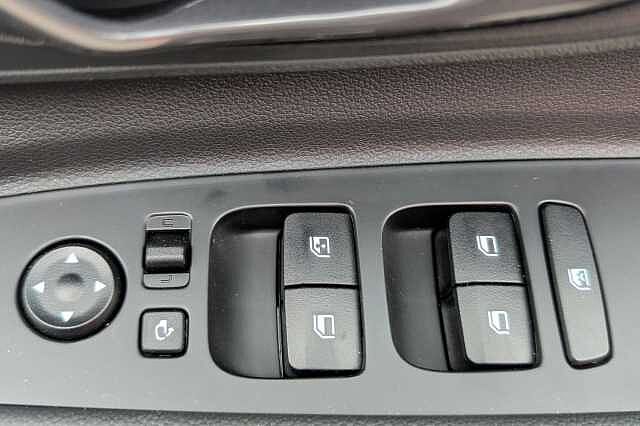 Hyundai i20 1.0T GDi 90 Tech Line 5dr DCT