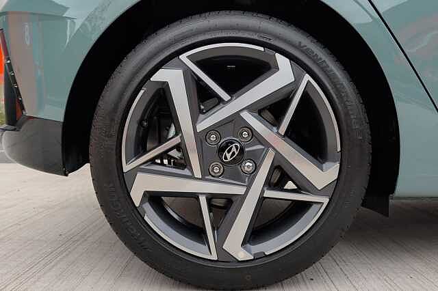 Hyundai i20 1.0T GDi 90 Tech Line 5dr DCT
