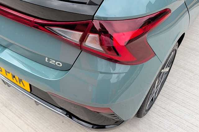 Hyundai i20 1.0T GDi 90 Tech Line 5dr DCT