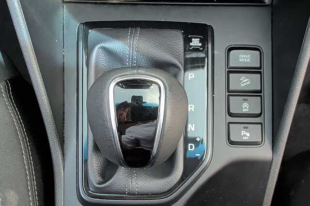 Hyundai TUCSON 1.6 TGDi 177 SE Nav 5dr 2WD DCT Black