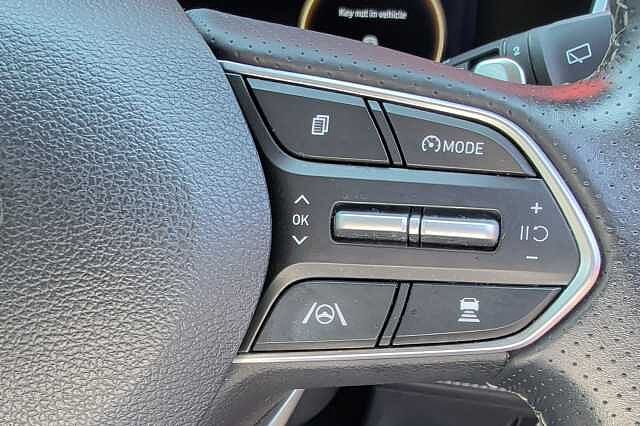 Hyundai SANTA FE 1.6 TGDi Hybrid Ultimate 5dr 4WD Auto