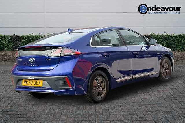 Hyundai IONIQ 1.6 GDi Hybrid Premium 5dr DCT