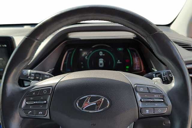 Hyundai IONIQ 1.6 GDi Hybrid Premium SE 5dr DCT