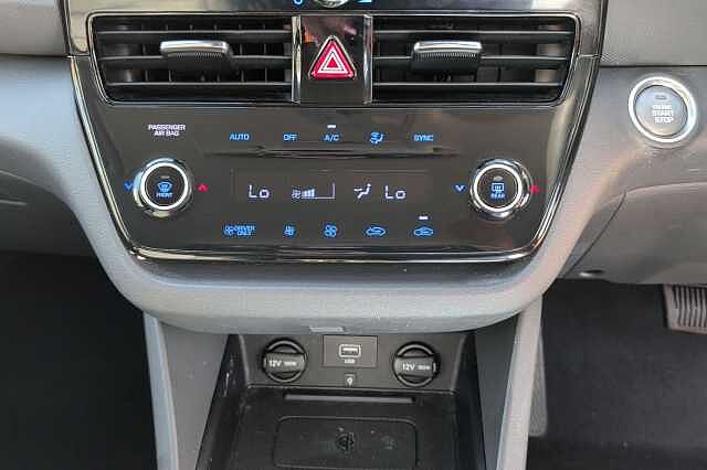 Hyundai IONIQ 1.6 GDi Hybrid Premium SE 5dr DCT