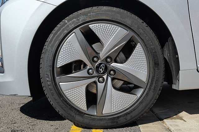 Hyundai IONIQ 1.6 GDi Hybrid Premium SE 5dr DCT