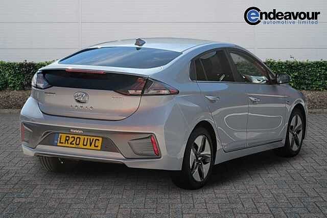 Hyundai IONIQ 1.6 GDi Hybrid Premium SE 5dr DCT