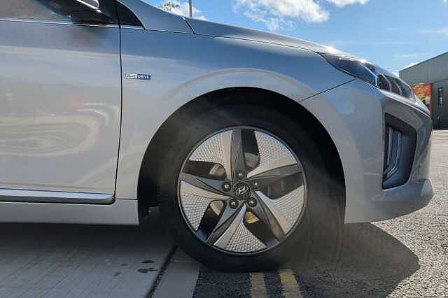 Hyundai IONIQ 1.6 GDi Hybrid Premium SE 5dr DCT