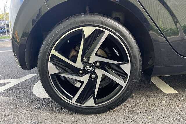 Hyundai i10 1.2 MPi Premium 5dr Auto
