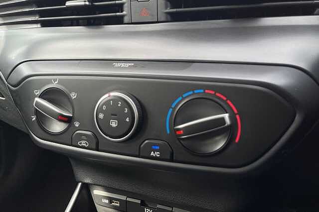 Hyundai BAYON 1.0 TGDi 48V MHEV SE Connect 5dr DCT