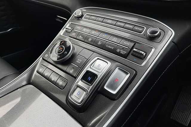 Hyundai SANTA FE 1.6 TGDi Hybrid Ultimate 5dr 4WD Auto