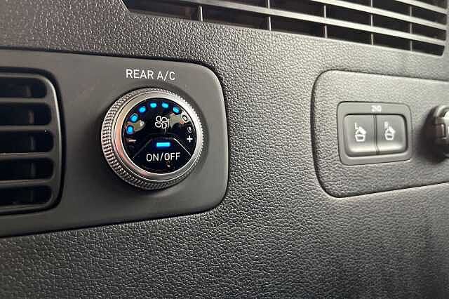 Hyundai SANTA FE 1.6 TGDi Hybrid Ultimate 5dr 4WD Auto