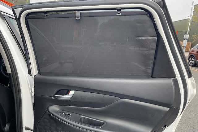 Hyundai SANTA FE 1.6 TGDi Hybrid Ultimate 5dr 4WD Auto