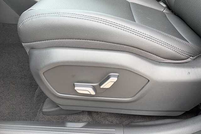 Hyundai SANTA FE 1.6 TGDi 239 Hybrid Premium 5dr Auto