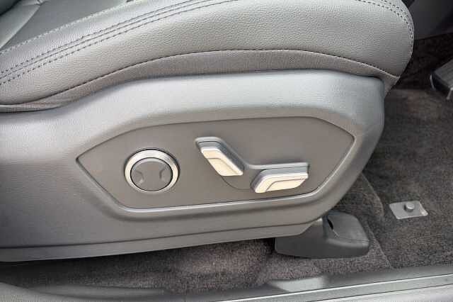 Hyundai SANTA FE 1.6 TGDi 239 Hybrid Premium 5dr Auto