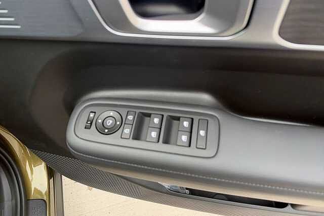 Hyundai SANTA FE 1.6 TGDi 239 Hybrid Premium 5dr Auto