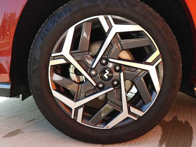 Hyundai Kona 1.6T 138 N Line S 5dr DCT + LUX Pack