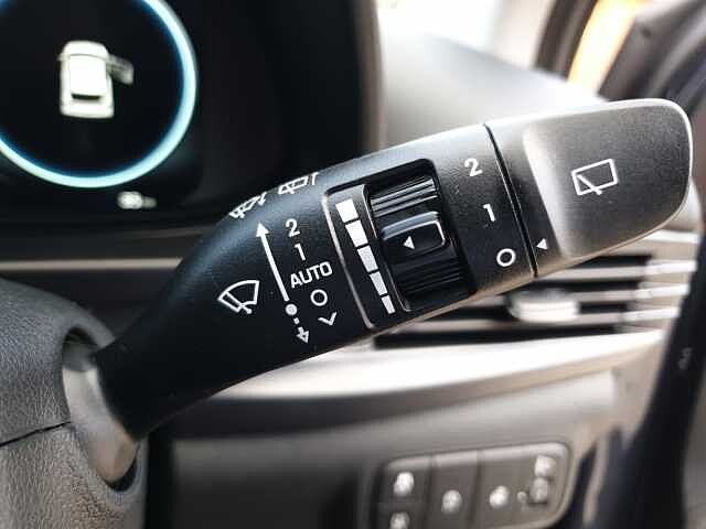 Hyundai i20 1.0T GDi Premium 5dr DCT