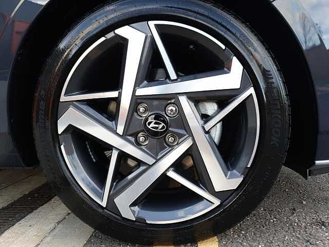 Hyundai i20 1.0T GDi Premium 5dr DCT