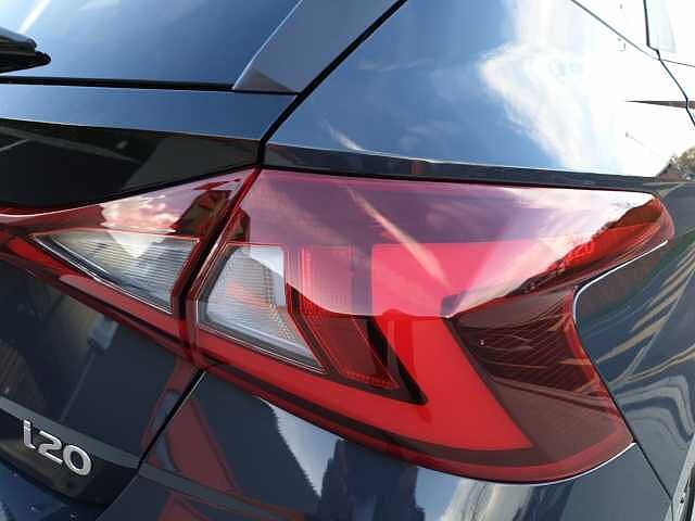 Hyundai i20 1.0T GDi Premium 5dr DCT