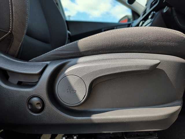 Hyundai KONA 1.6 GDi Hybrid Premium 5dr DCT
